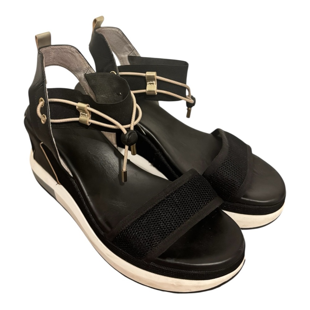 Nero Giardini Wedge Sandal Size 39
 Women's Sandals